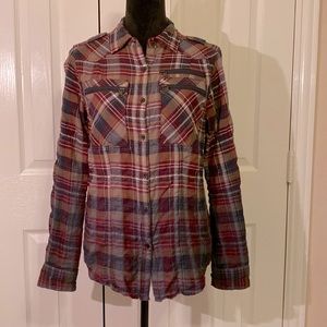 Harley-Davidson Button up top